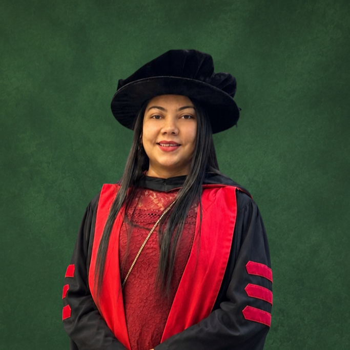 Farahnaz Quader